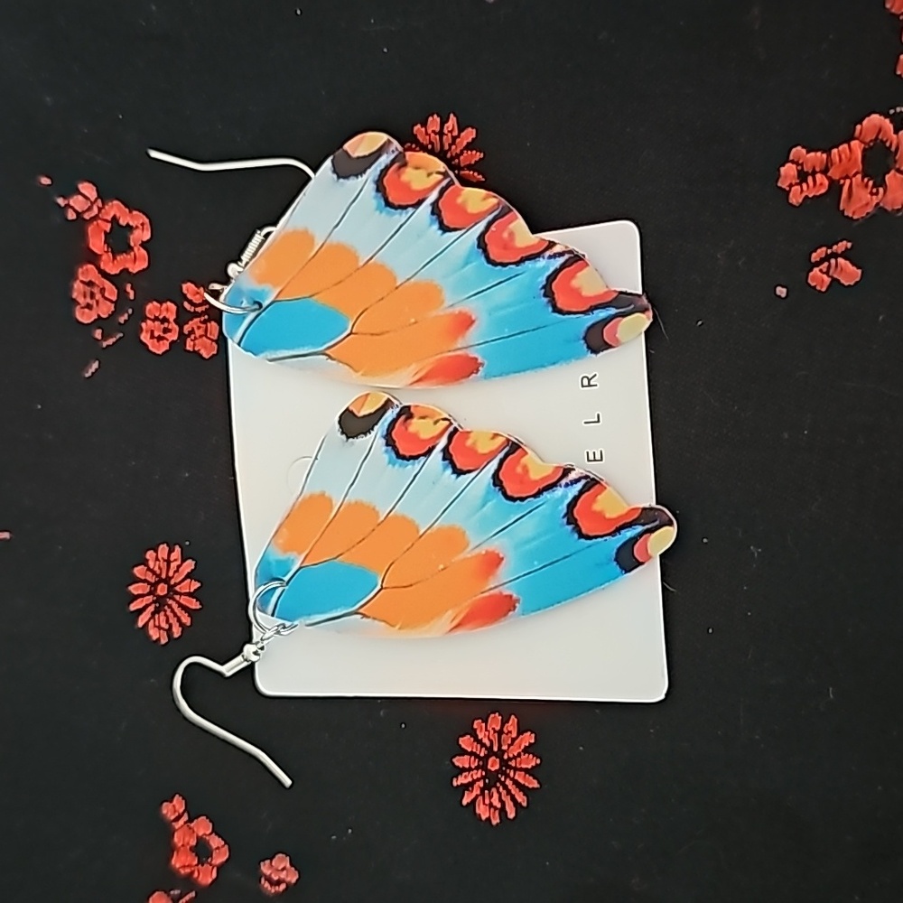 Butterfly wing earrings NIP